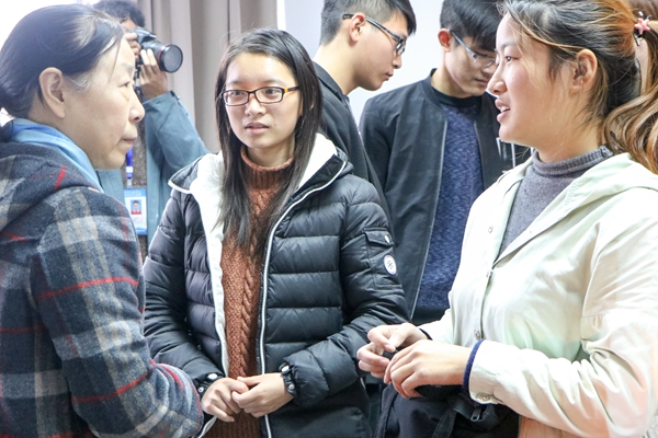 邱文 (7).JPG